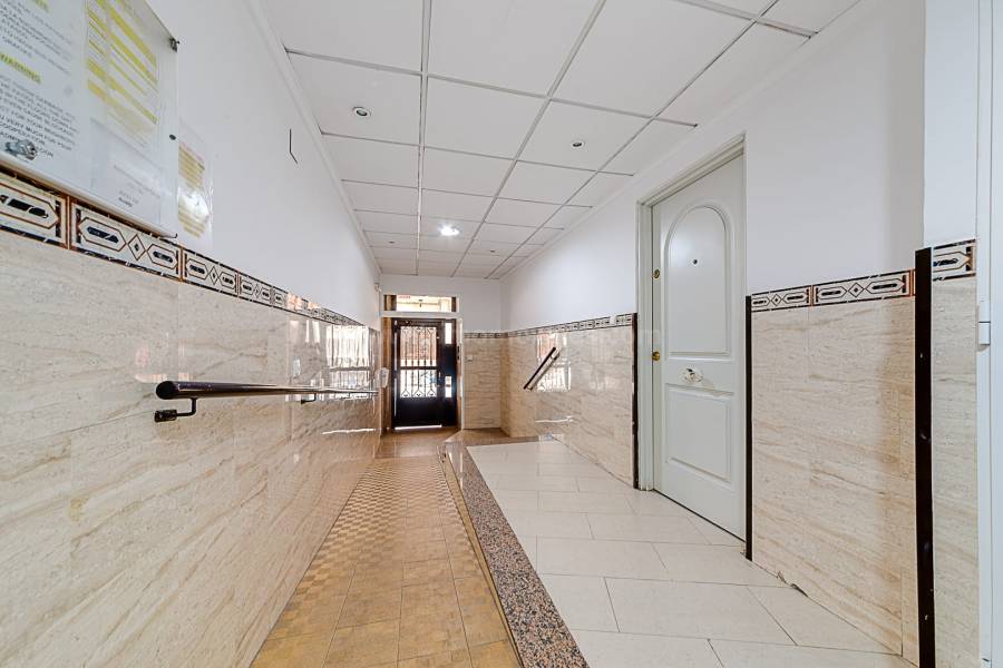 Herverkoop - Appartement - Torrevieja - Playa de los Locos
