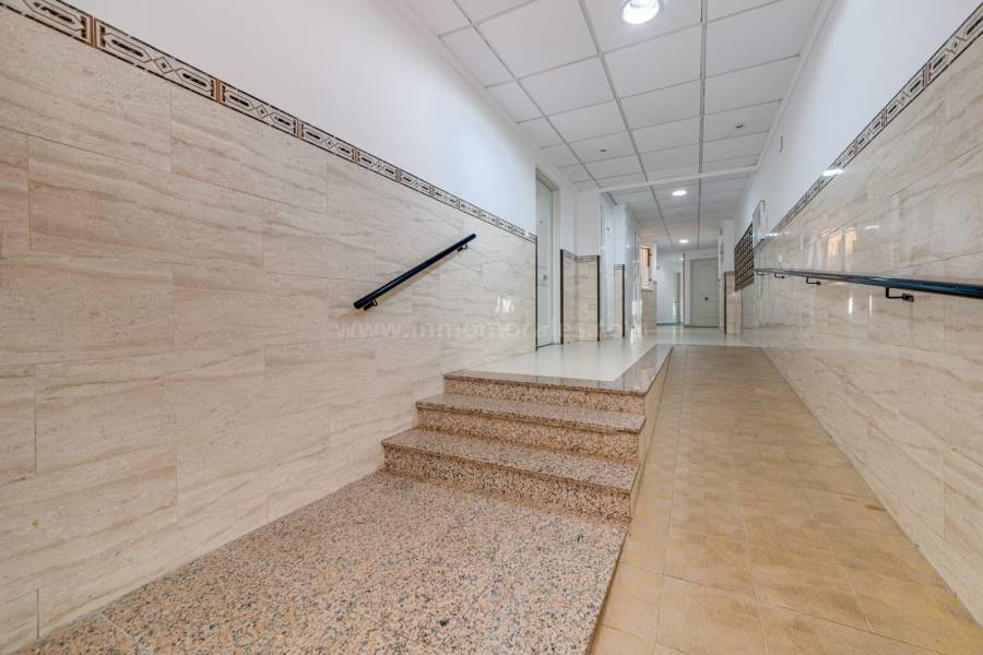 Herverkoop - Appartement - Torrevieja - Playa de los Locos