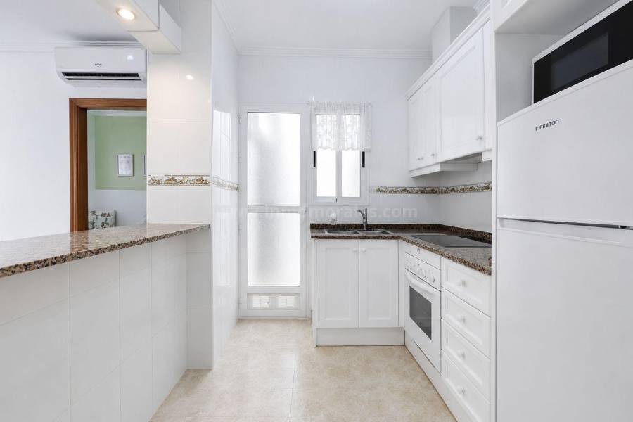 Revente - Appartement - Torrevieja - Centro