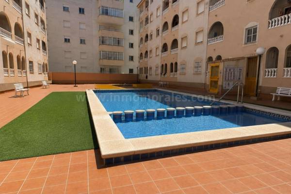 Apartamento / Piso - Venta - Torrevieja - Centro