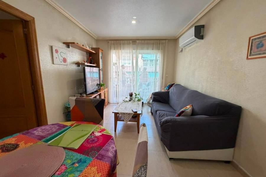 Herverkoop - Appartement - Torrevieja - Playa del Cura