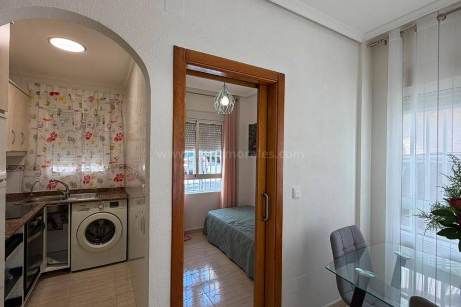 Herverkoop - Appartement - Torrevieja - Playa del Cura