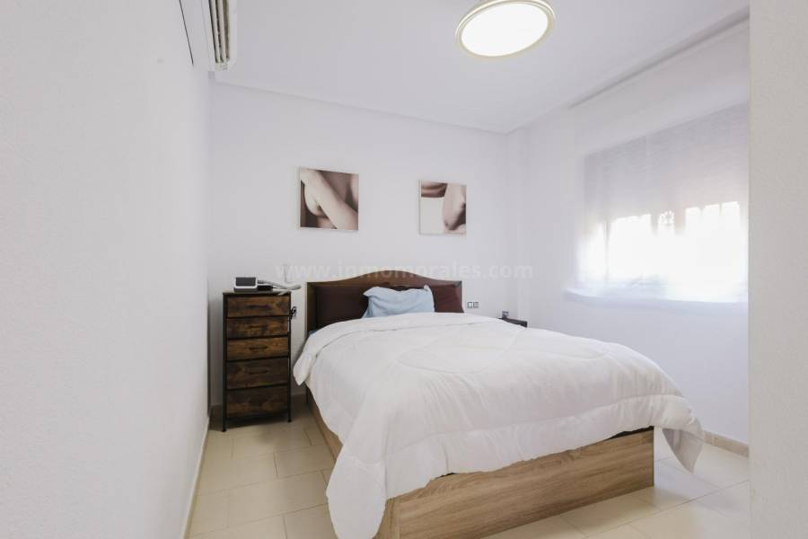 Herverkoop - Vrijstaande woning / villa - Torrevieja - Aguas Nuevas