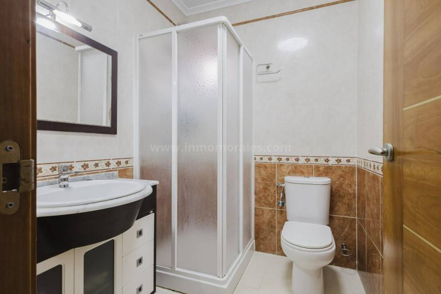 Herverkoop - Vrijstaande woning / villa - Torrevieja - Aguas Nuevas