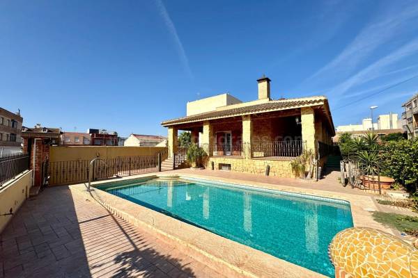 Detached House / Villa  - Resale - Formentera del Segura - Formentera del Segura