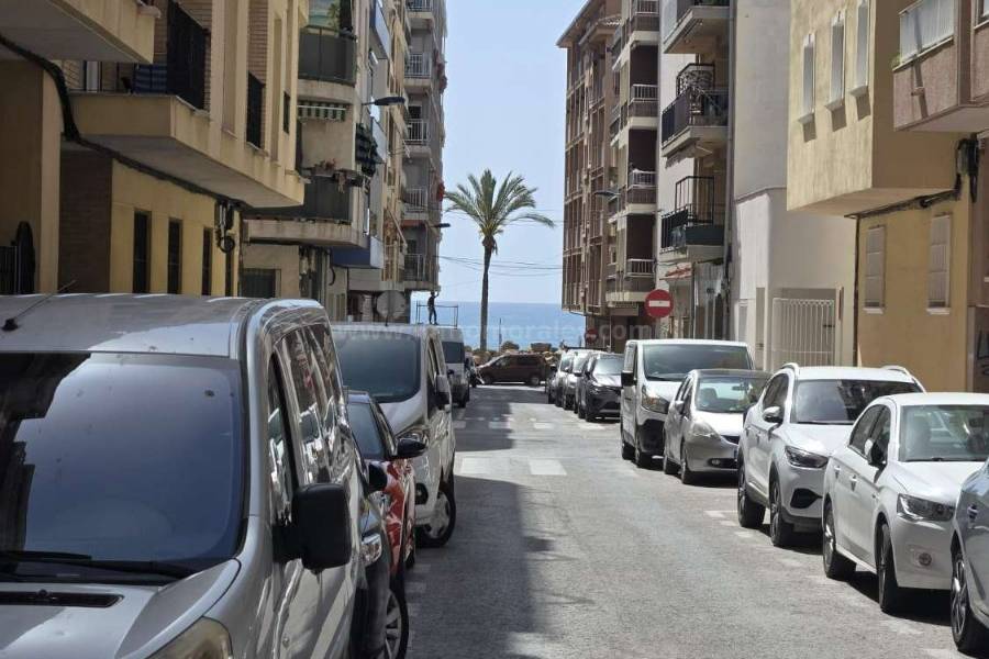 Venta - Apartamento / Piso - Torrevieja - Playa del Cura