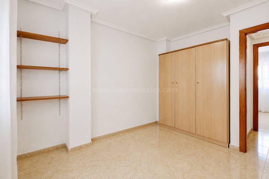 Venta - Apartamento / Piso - Torrevieja - Centro
