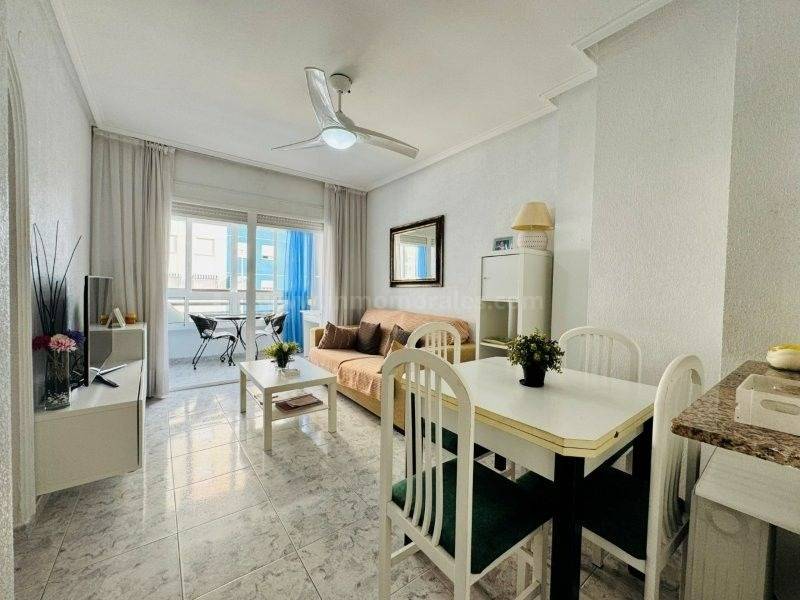 Resale - Apartment  - La Mata