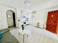 Resale - Semi detached Villa - Torrevieja - San Luis