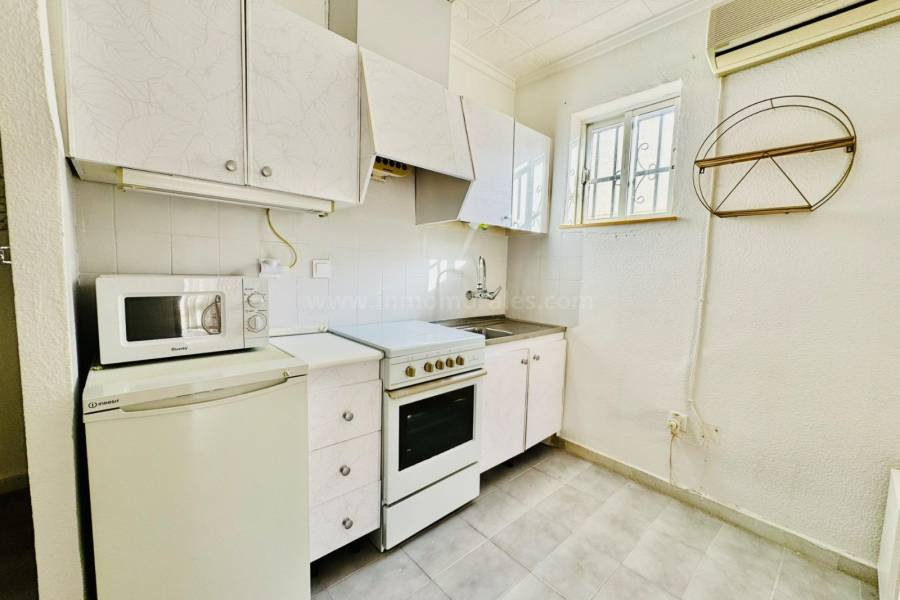 Resale - Semi detached Villa - Torrevieja - San Luis
