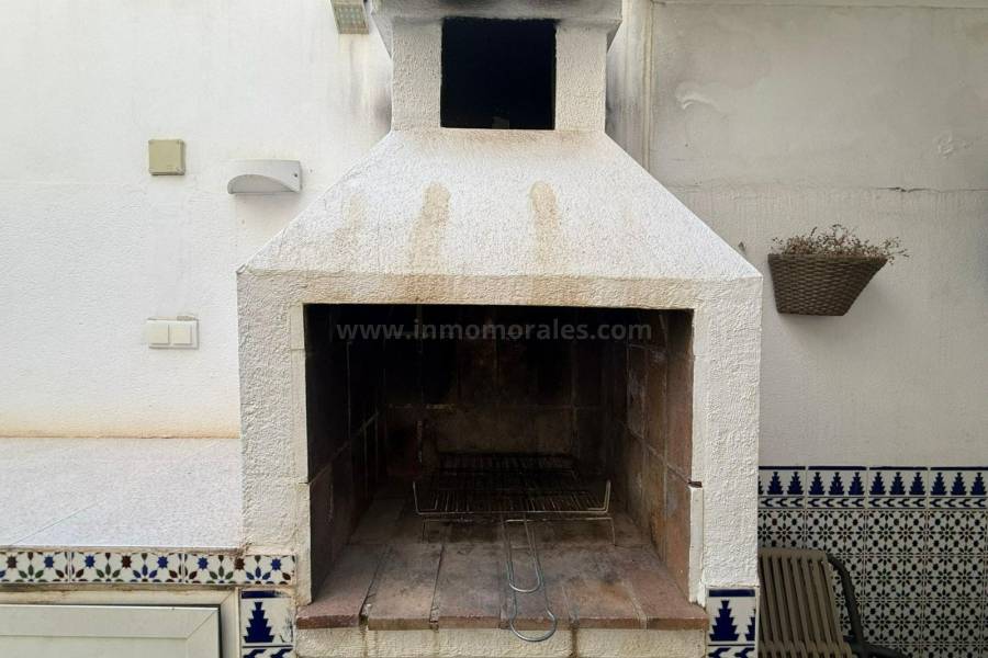 Resale - Semi detached Villa - Torrevieja - Los Frutales