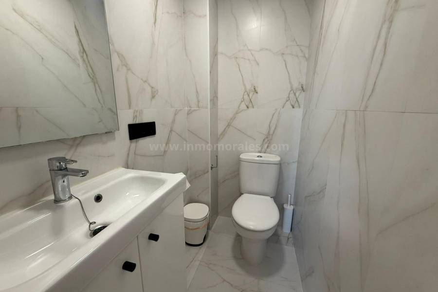 Resale - Semi detached Villa - Torrevieja - Los Frutales