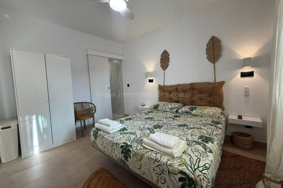 Resale - Semi detached Villa - Torrevieja - Los Frutales