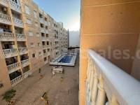 Resale - Apartment  - Torrevieja - Playa del Cura