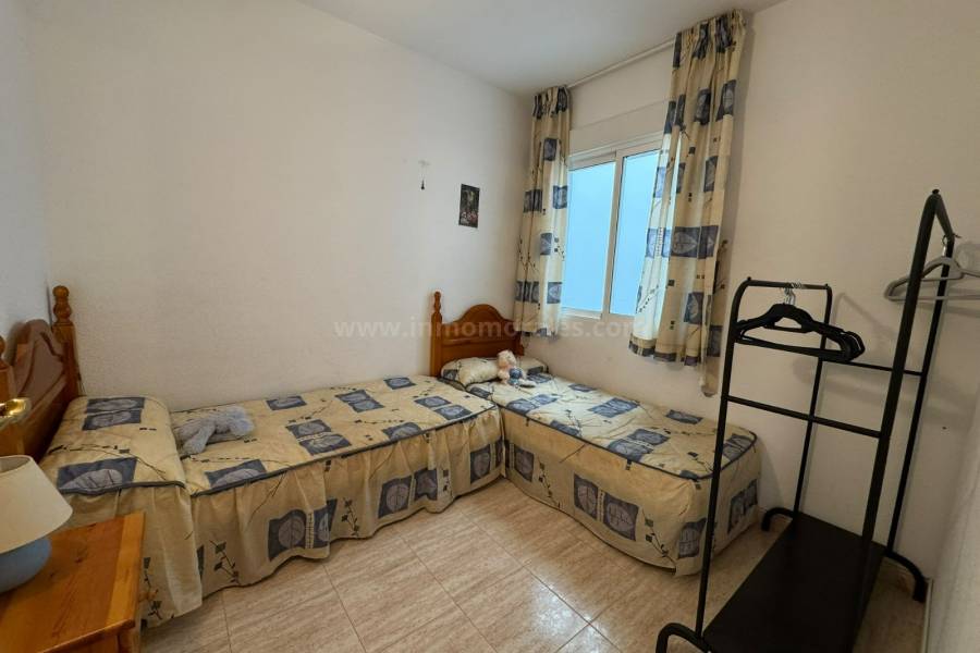 Resale - Apartment  - Torrevieja - Playa del Cura