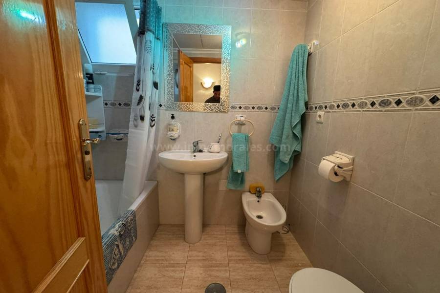 Resale - Apartment  - Torrevieja - Playa del Cura