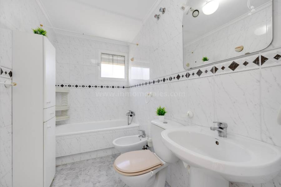 Venta - Apartamento / Piso - Torrevieja - Torreblanca