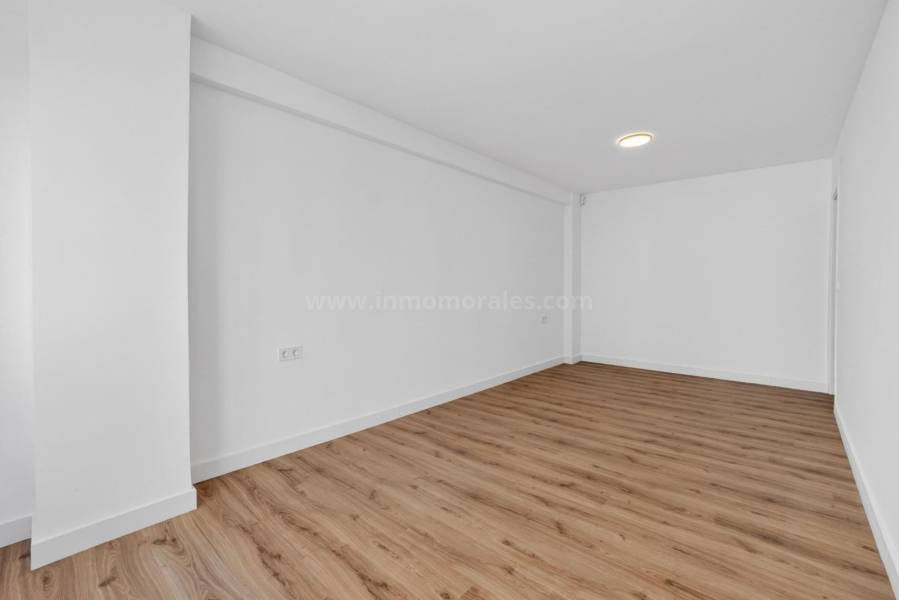 Venta - Apartamento / Piso - Torrevieja - Center Torrevieja