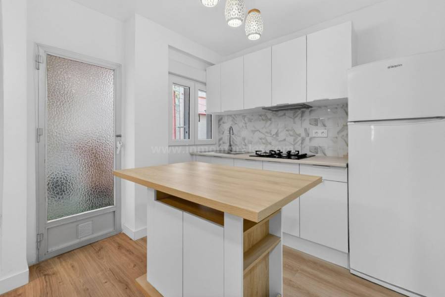 Venta - Apartamento / Piso - Torrevieja - Center Torrevieja