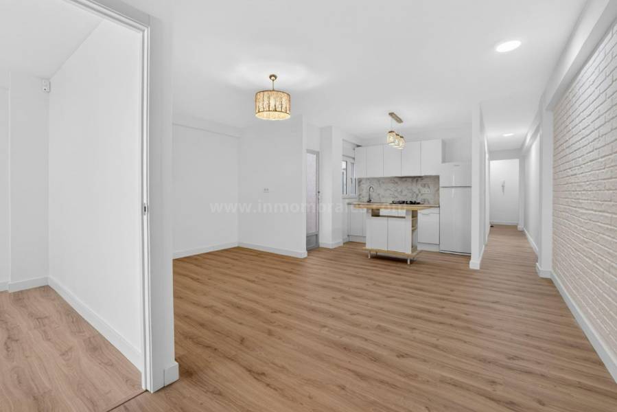 Venta - Apartamento / Piso - Torrevieja - Center Torrevieja