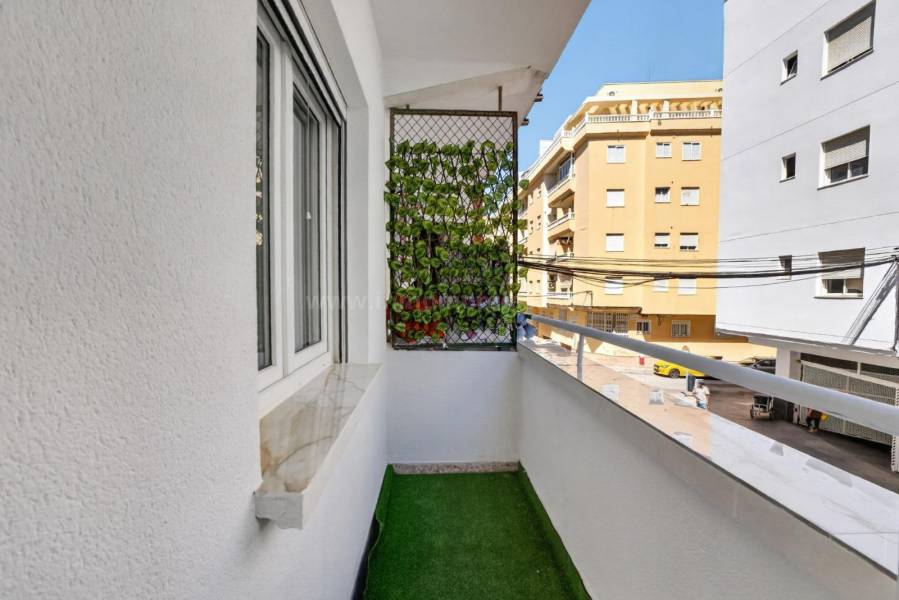 Venta - Apartamento / Piso - Torrevieja - Center Torrevieja