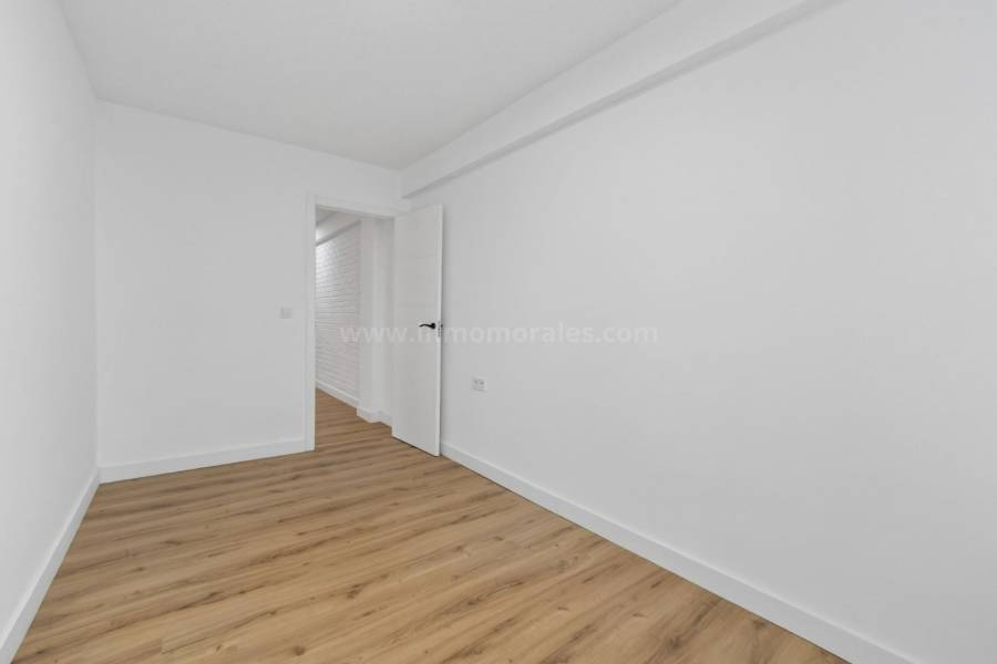 Venta - Apartamento / Piso - Torrevieja - Center Torrevieja