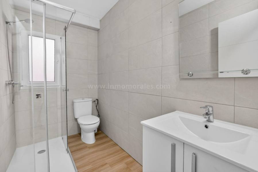 Venta - Apartamento / Piso - Torrevieja - Center Torrevieja