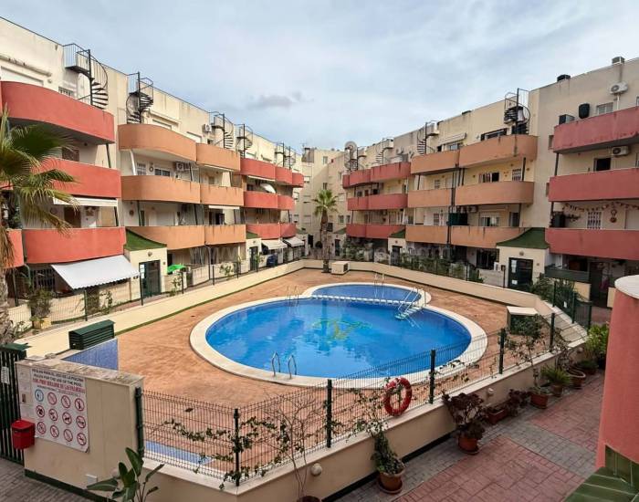 Appartement - Herverkoop - Almoradí - Almoradí