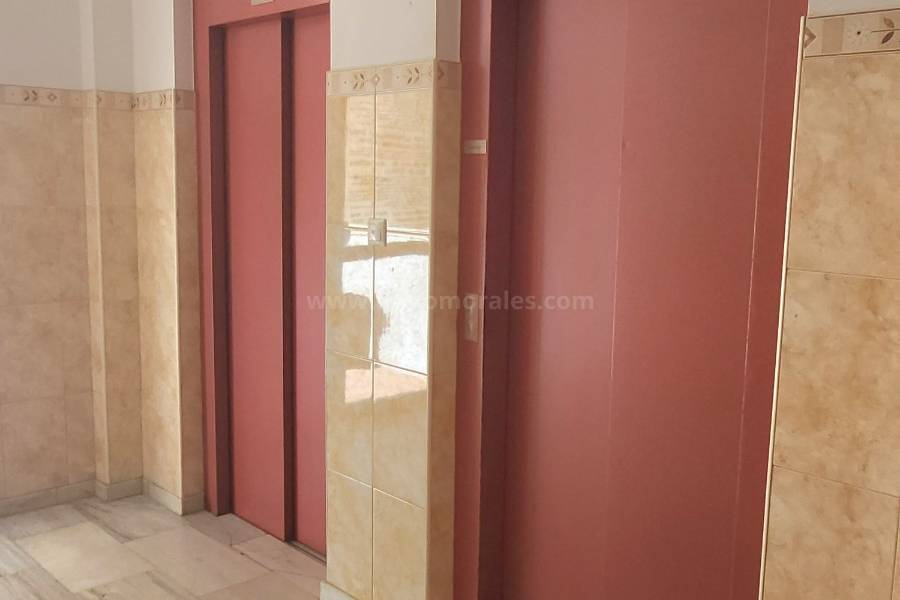 Resale - Apartment  - Almoradí
