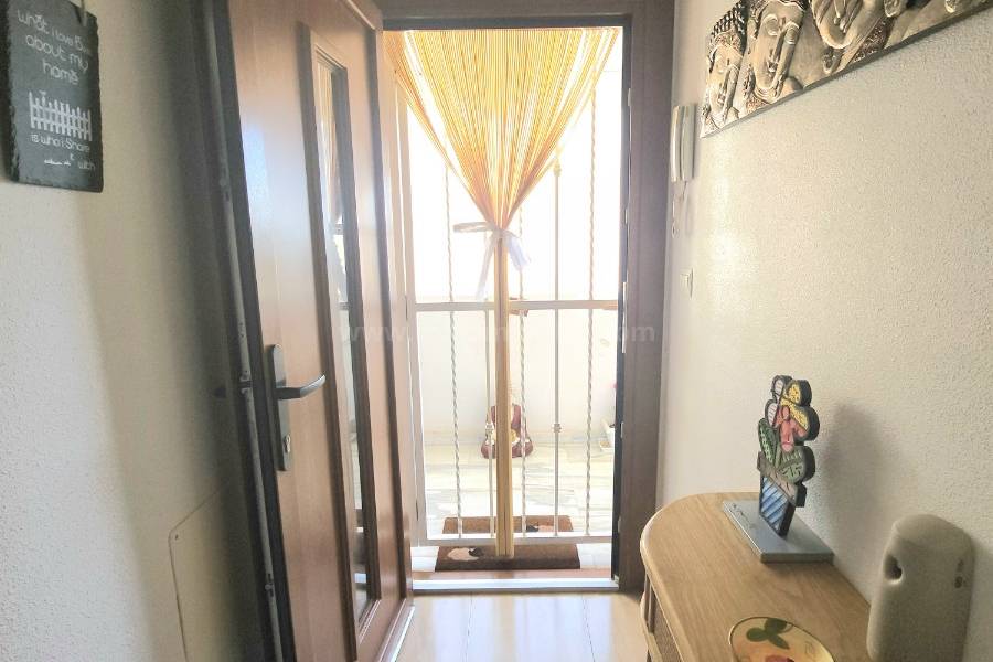 Resale - Apartment  - Almoradí