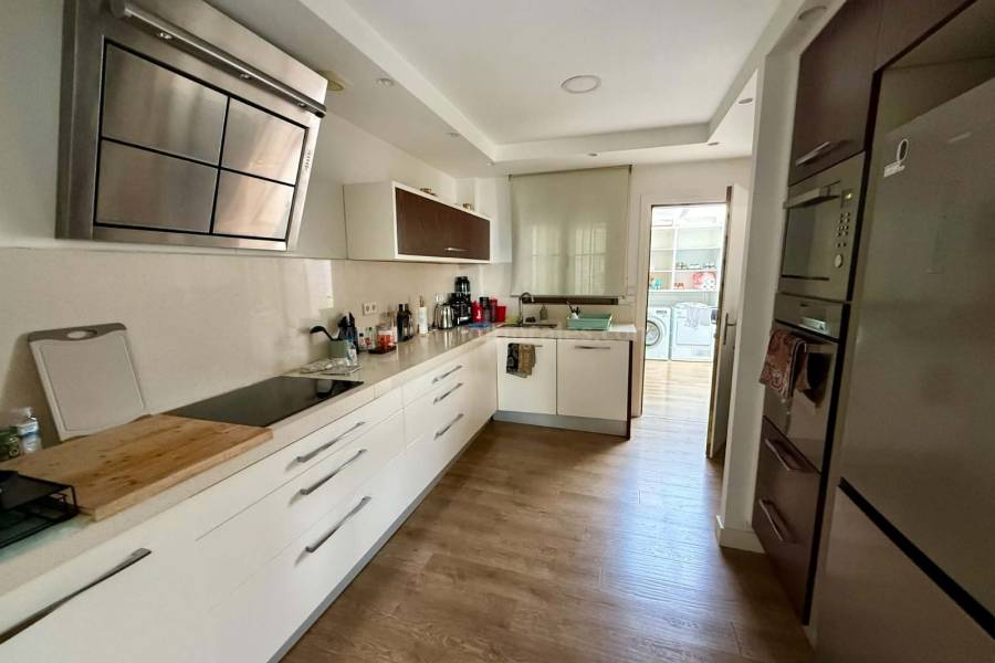 Revente - Maison individuelle / Villa - San Fulgencio - Urb. La Marina