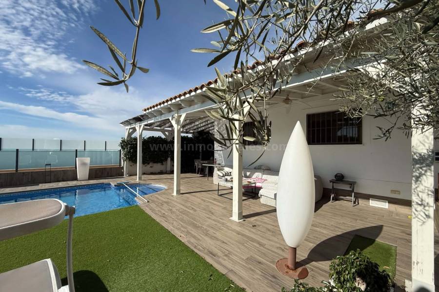 Revente - Maison individuelle / Villa - San Fulgencio - Urb. La Marina