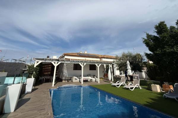 Freistehende Villa / Chalet - Wiederverkauf - San Fulgencio - Urb. La Marina