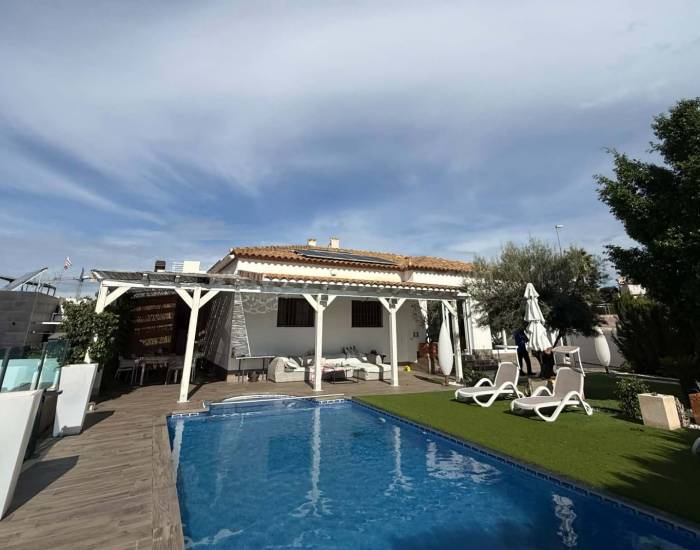 Maison individuelle / Villa - Revente - San Fulgencio - Urb. La Marina